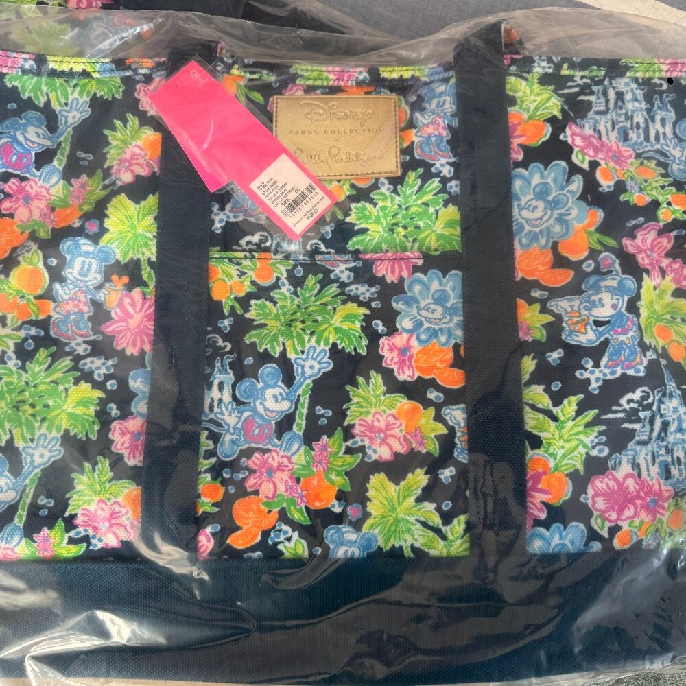 NWT Lilly Loves Disney Disney x Lilly Pulitzer Mickey & Minnie Mouse Canvas Tote - Picture 13 of 14